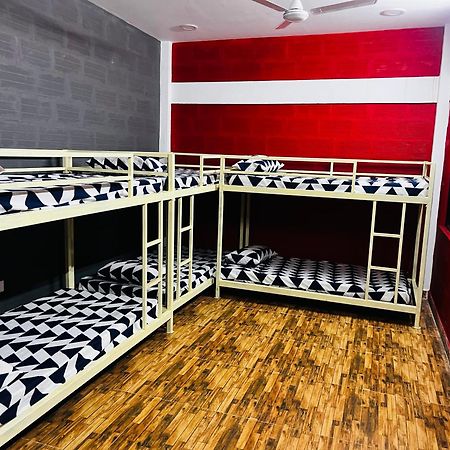 Hostel Kuruku Santhu Colive Pondicherry Eksteriør bilde