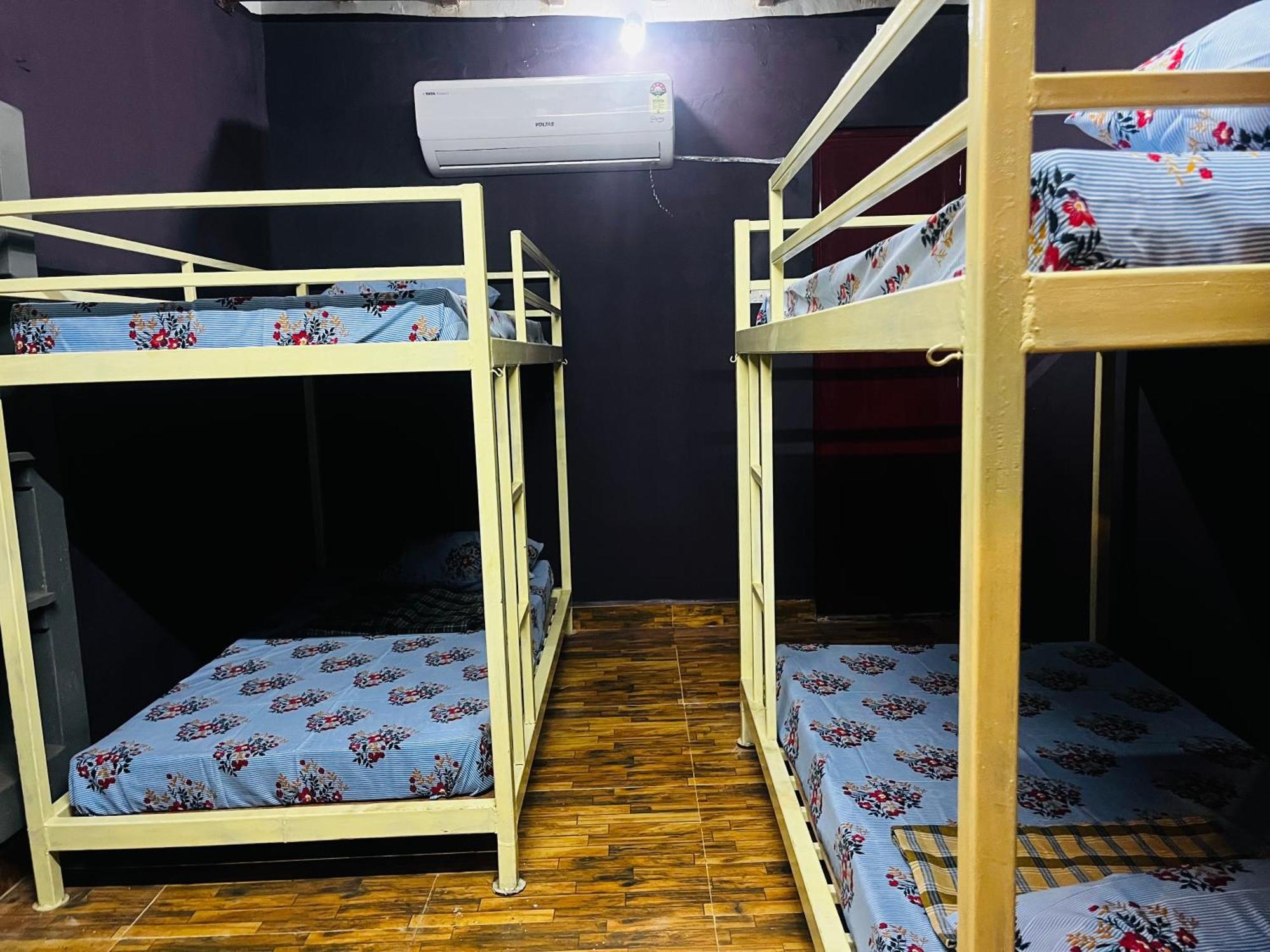 Hostel Kuruku Santhu Colive Pondicherry Eksteriør bilde